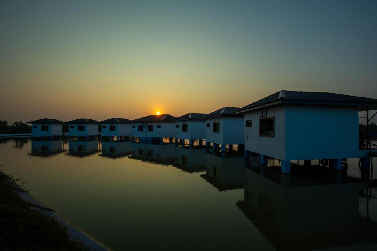 Lumbini Palace Resort エクステリア 写真