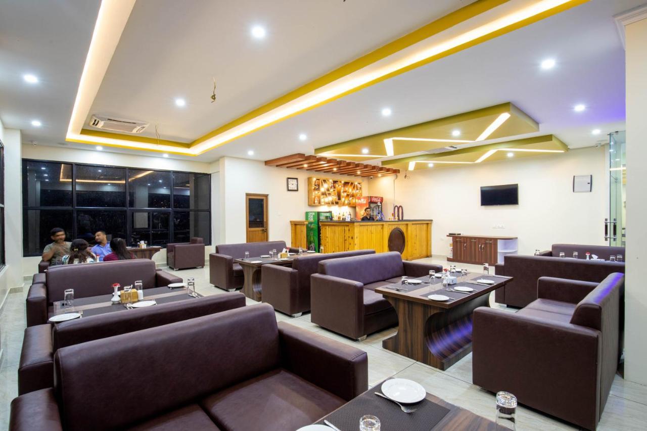 Lumbini Palace Resort エクステリア 写真