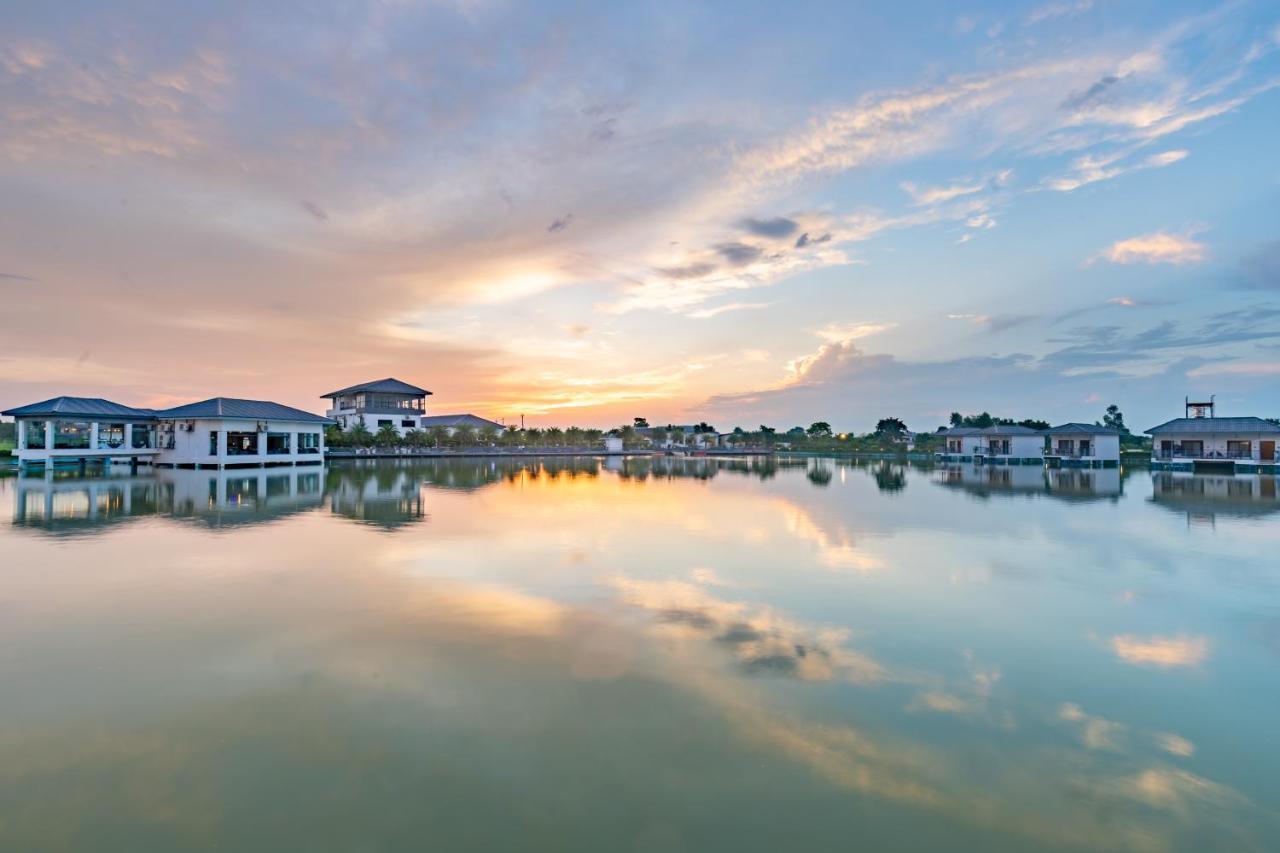 Lumbini Palace Resort エクステリア 写真