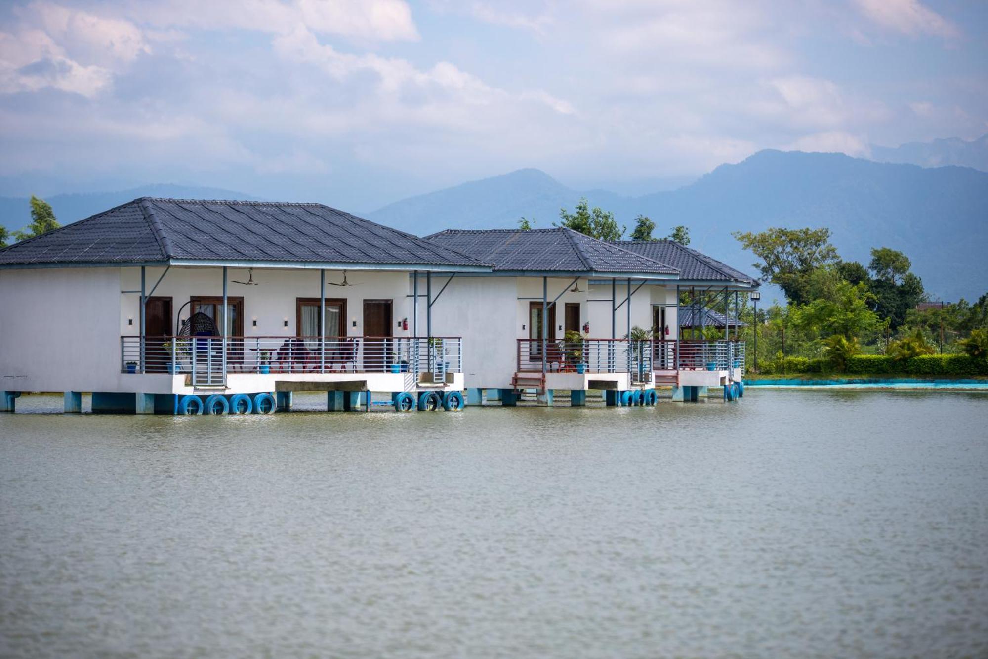 Lumbini Palace Resort エクステリア 写真